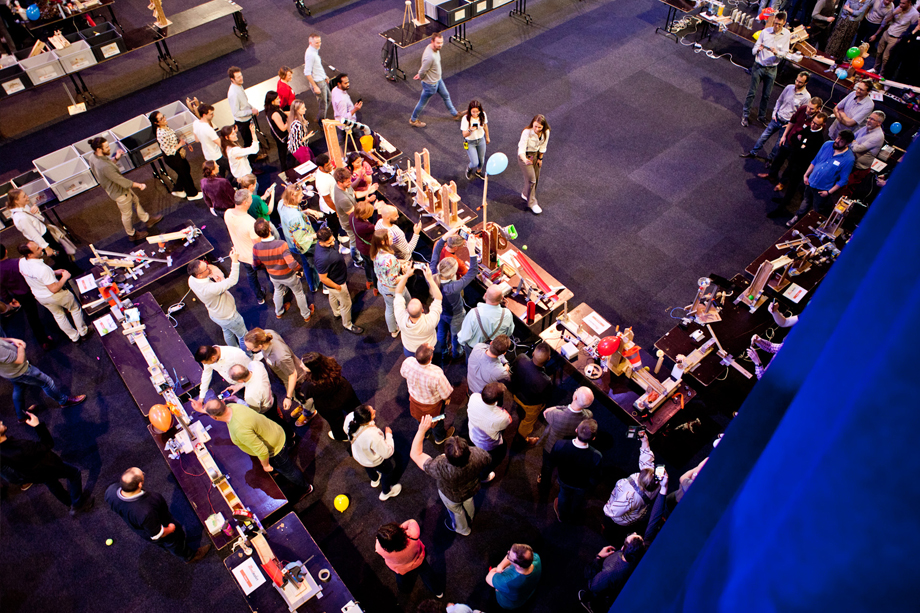 Kettenreaktion Yevs Grossgruppen klein 8